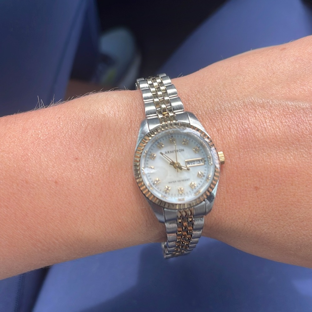 Armitron Women's Genuine Crystal Accented Bracelet Watch, 75-2475 - Picture 3 of 3